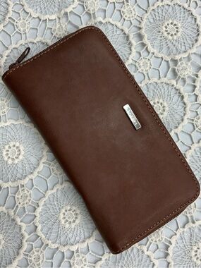 Strada Brown Zip Around Leather Wallet
